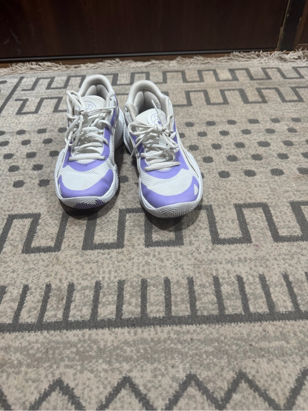 Under Armour Kids White and Lavender Low-Top Sneakers